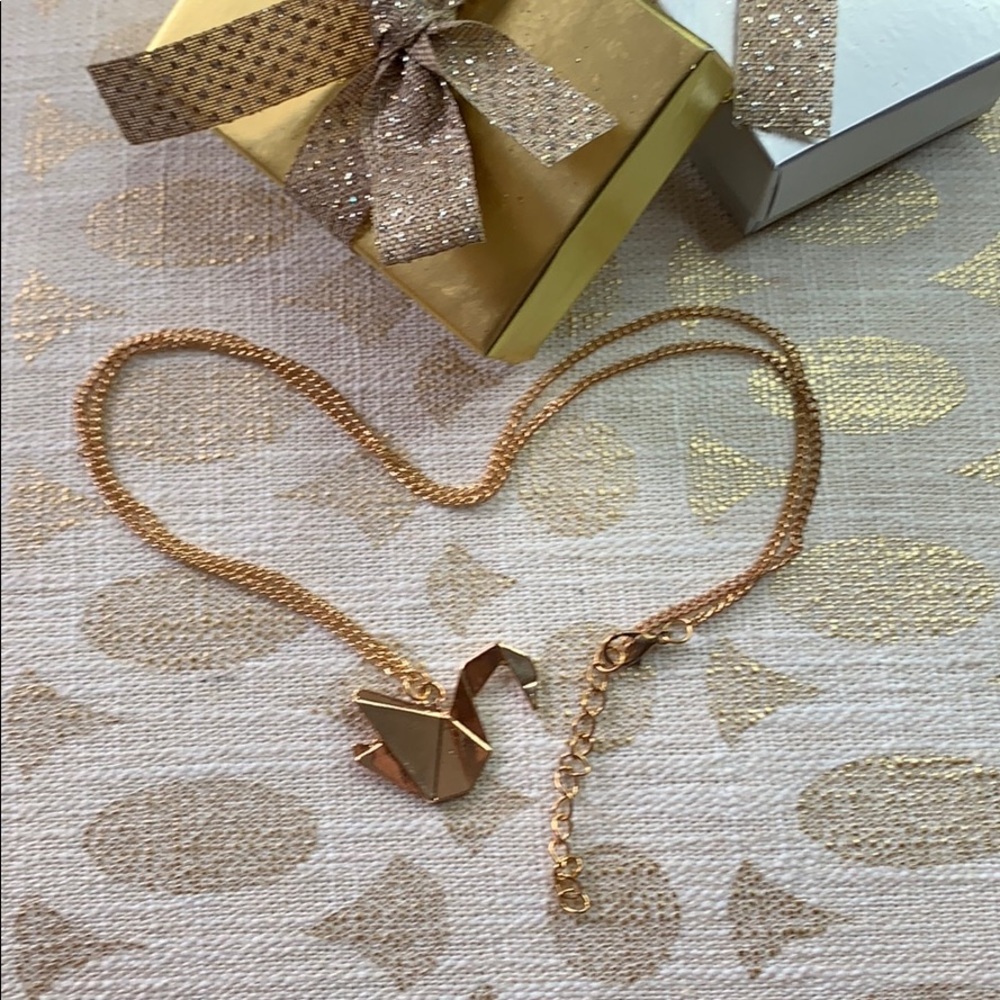 🛍🦢ORIGAMI style 🦢 folded trendy necklace 🦢
